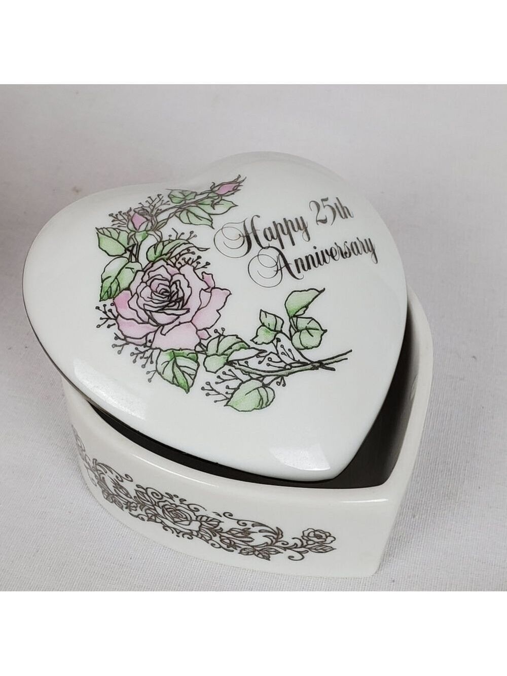 Vtg 25th Anniversary ceramic heart trinket jewelry box 1983 Enesco Japan